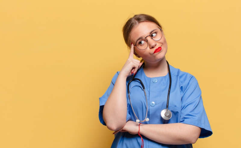 an aspiring nurse student considering which nursing degree is right for her